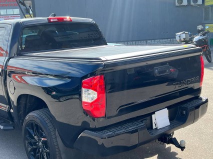 elektricheskaya-rolleta-na-kuzov-toyota-tundra (2)